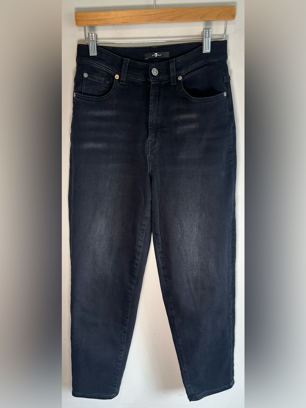 7 For All Mankind Black High Rise Tapered Jeans Women’s 27x26 Italian Fabric